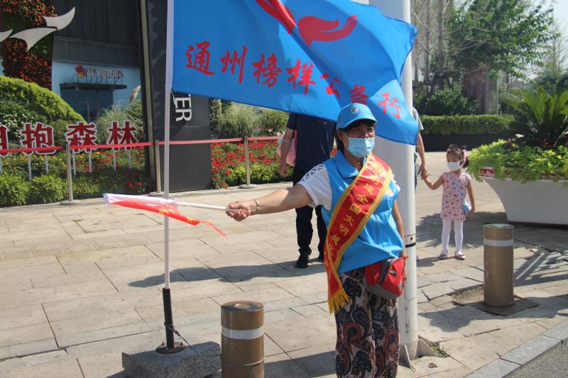 <strong>少妇大鸡巴插入在线视频</strong>